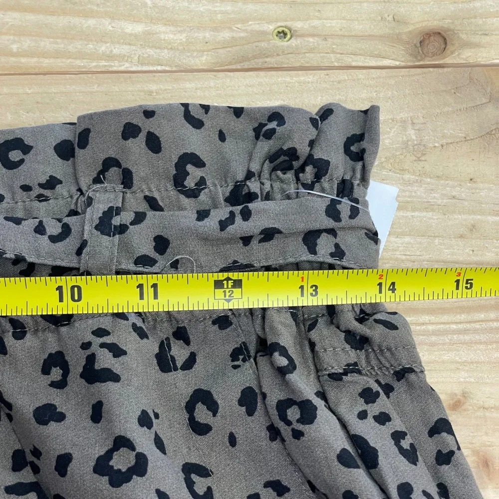 Thread & Supply Leopard Print‎ Shorts Paper Bag Waist Casual Olive XS